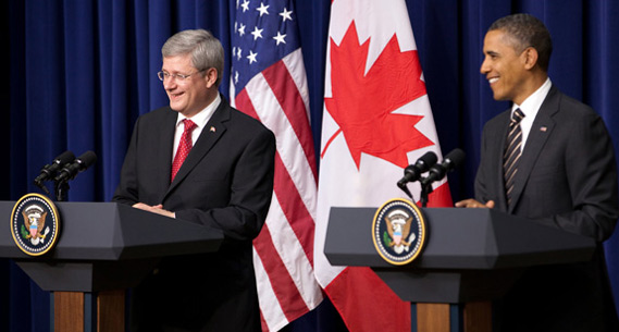 Image of Prime Minister Stephen Harper and Barack Obama, U.S. President, announce the Border Action Plan