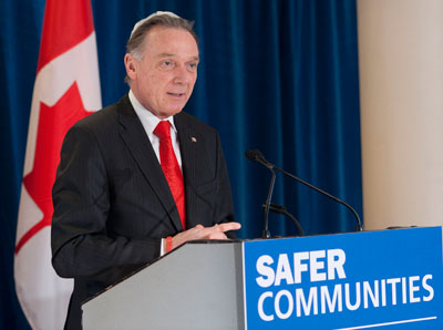Le ministre Kent annonce un financement pour protéger les collectivités victimes de crimes motivés par la haine en Ontario 